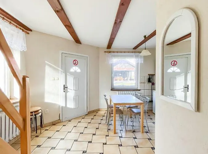 Farm stay Chwalimie *